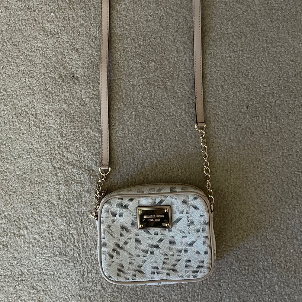 *SOLD* Michael Kors Crossbody Bag